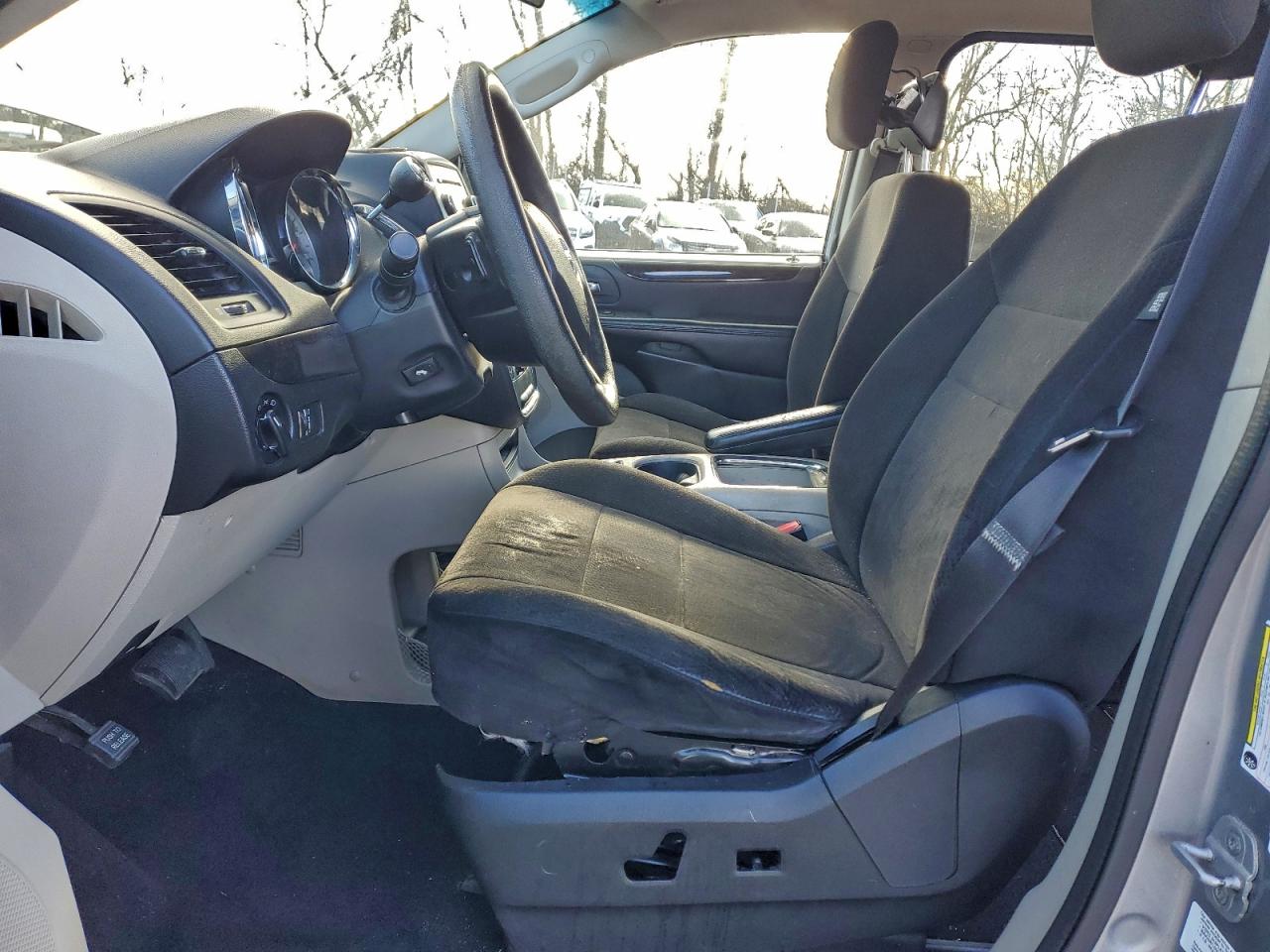 Dodge Caravan Sxt Image 13