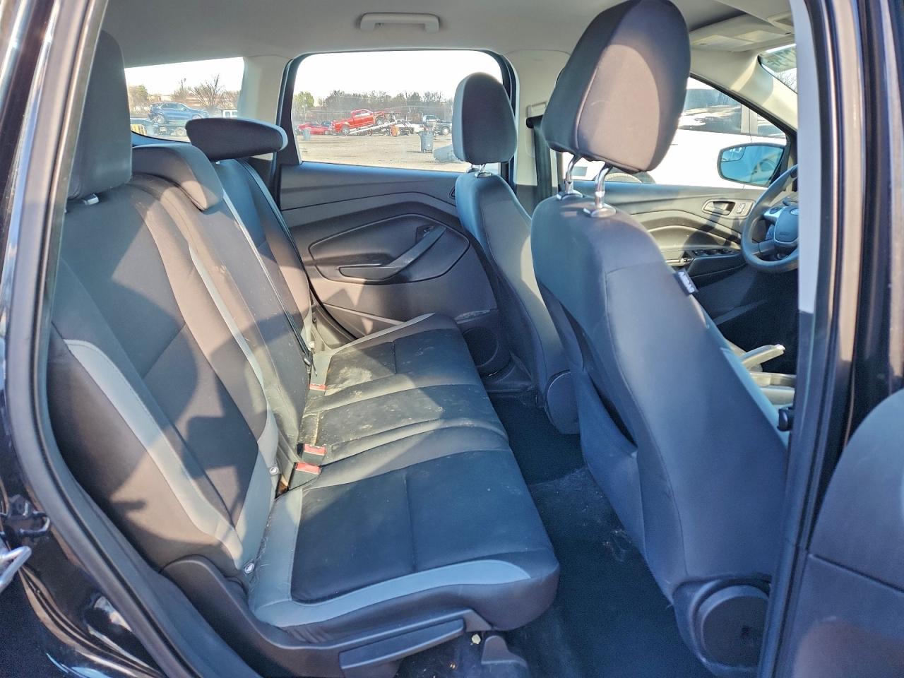 Ford Escape S Image 8