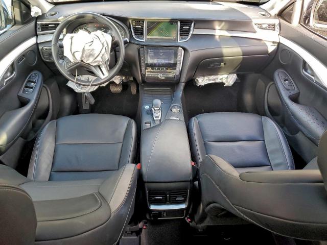 INFINITI Qx Essential Image 11