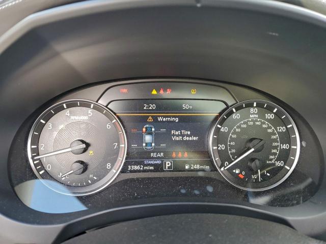 INFINITI Qx Essential Image 8