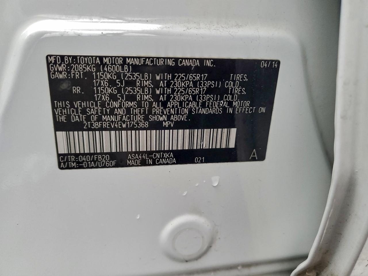 Toyota RAV4 Le Image 12