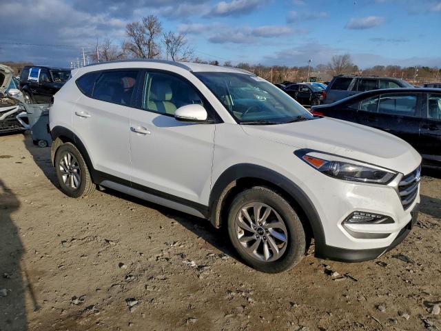Hyundai TUCSON Limited Image 10