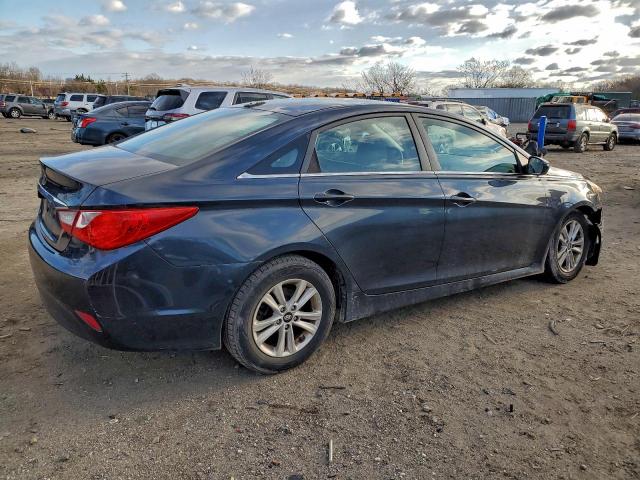 Hyundai SONATA Gls Image 4