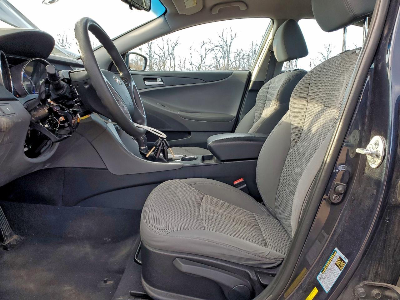 Hyundai SONATA Gls Image 11