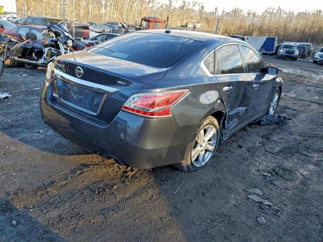 Nissan Altima 2.5 Image 10