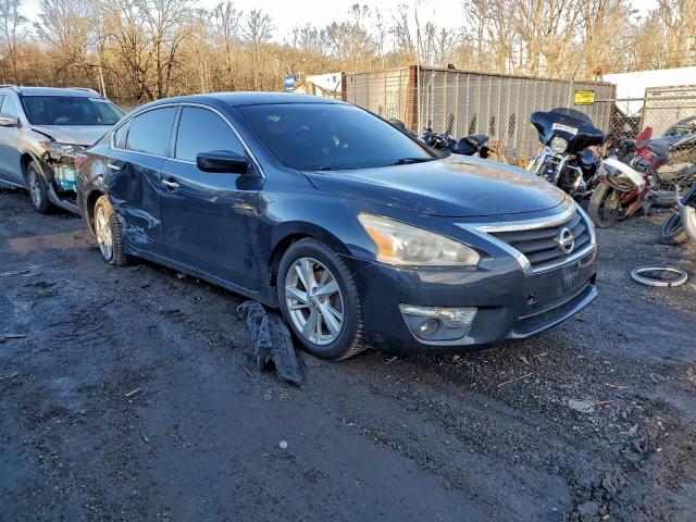 Nissan Altima 2.5 Image 11