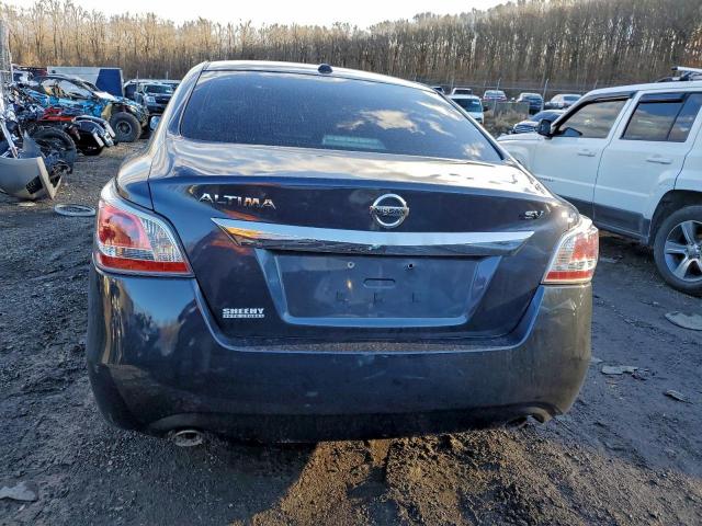Nissan Altima 2.5 Image 2