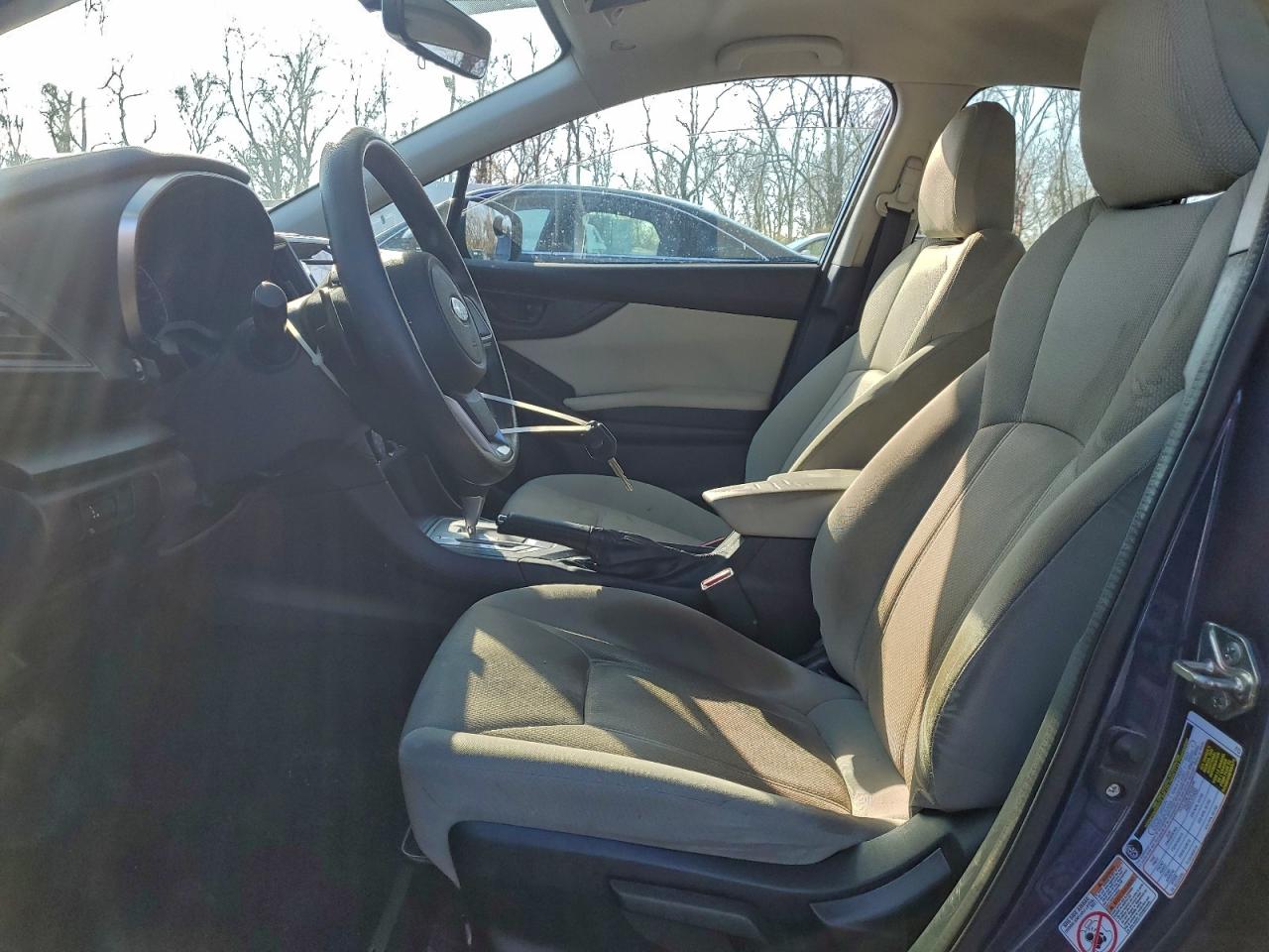 Subaru Impreza Premium Image 9