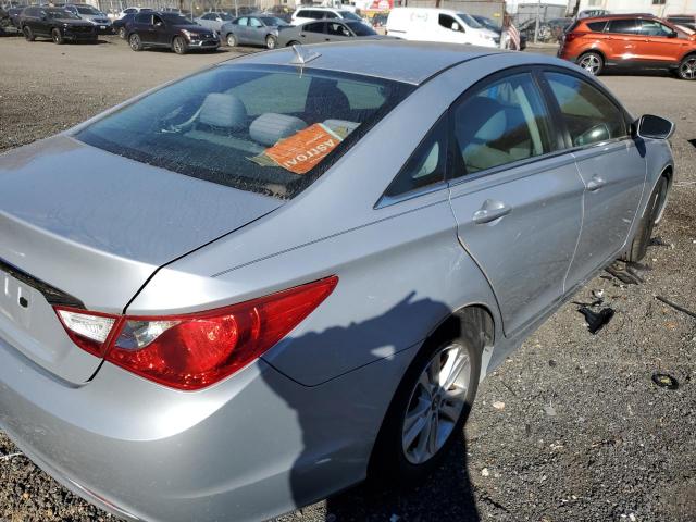 Hyundai SONATA Gls Image 3