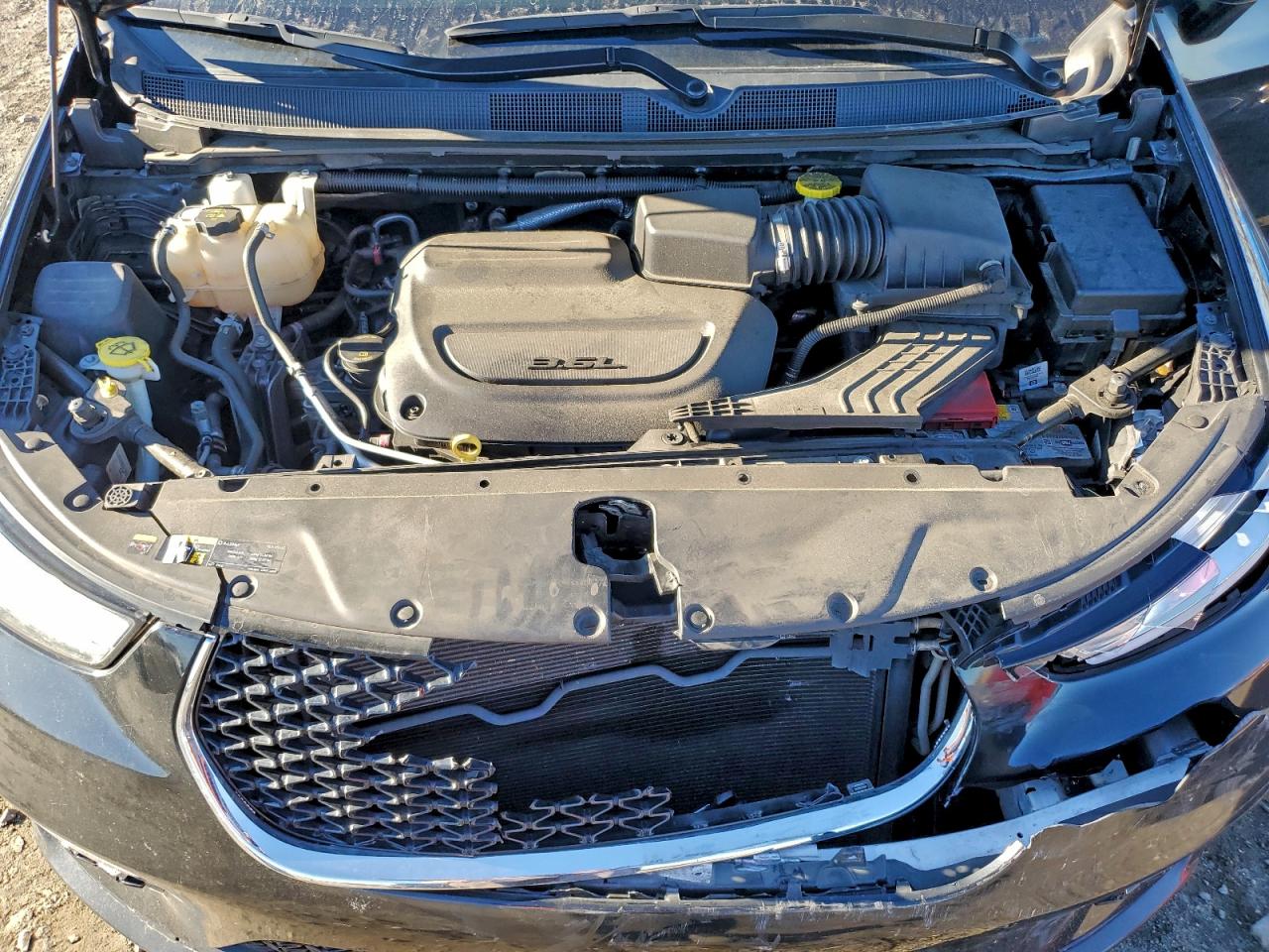 Chrysler Pacifica Touring L Image 7