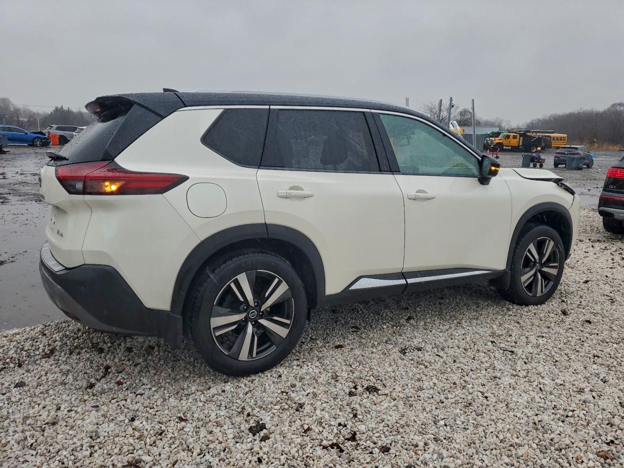 Nissan Rogue Sl Image 2