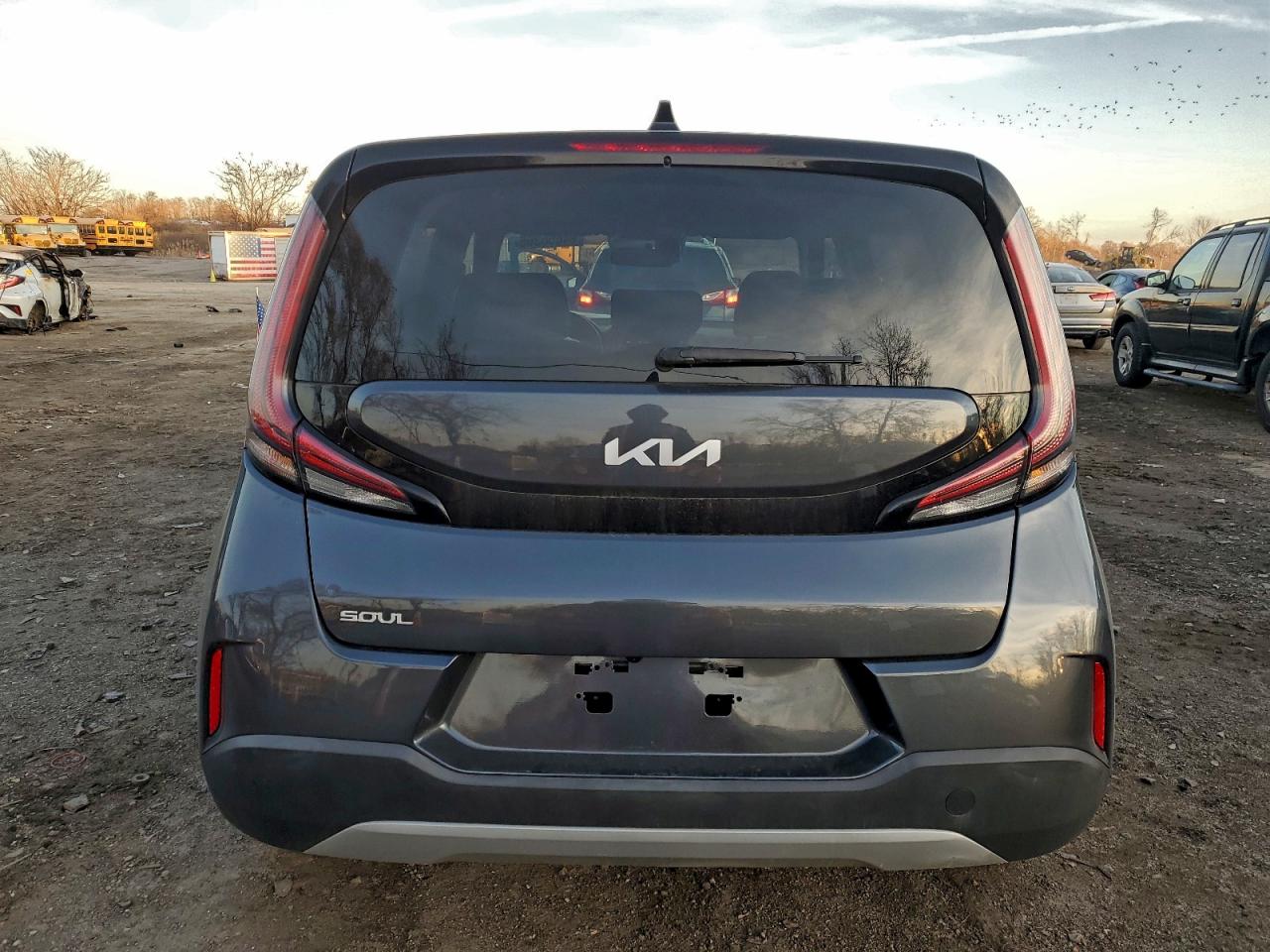 Kia Soul Lx Image 10