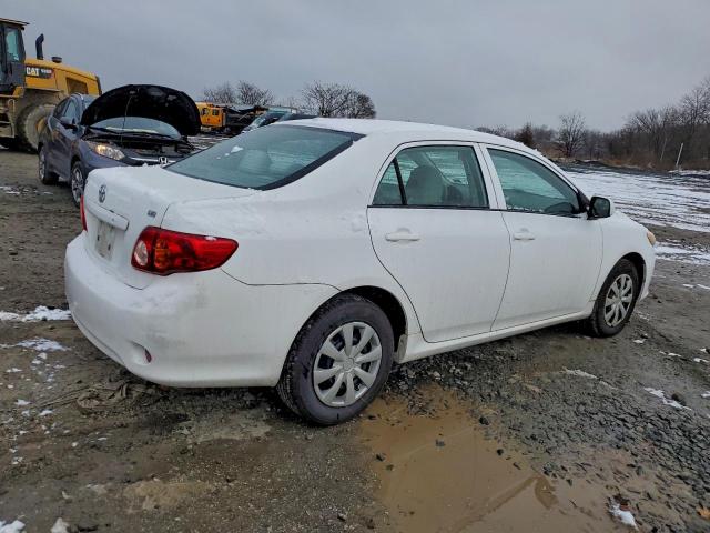 Toyota Corolla Base Image 3