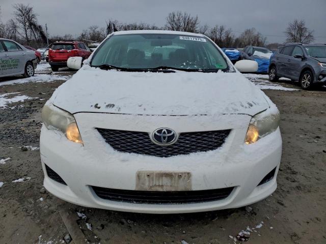 Toyota Corolla Base Image 6