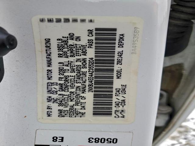 Toyota Corolla Base Image 11