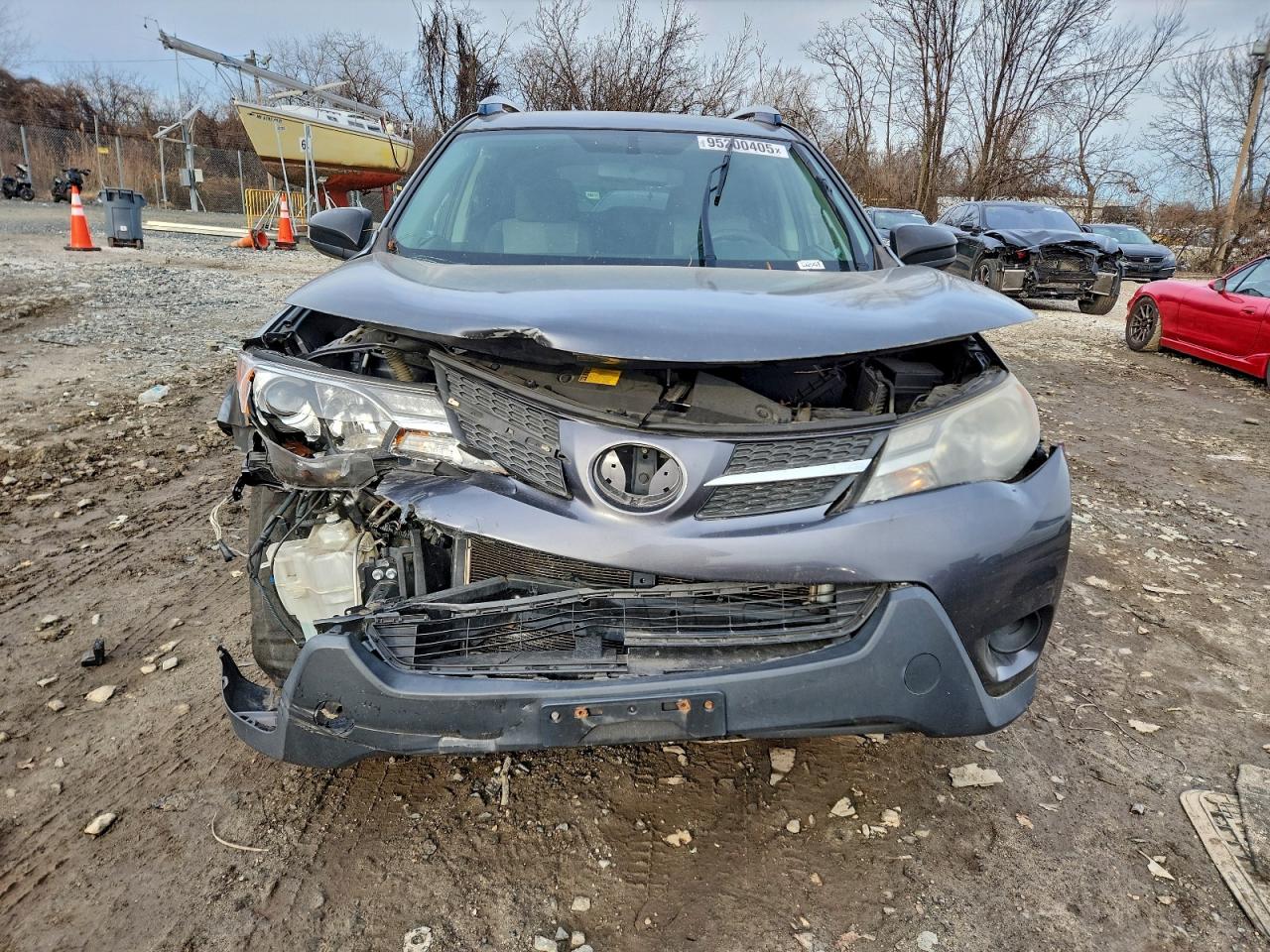 Toyota RAV4 Le Image 7