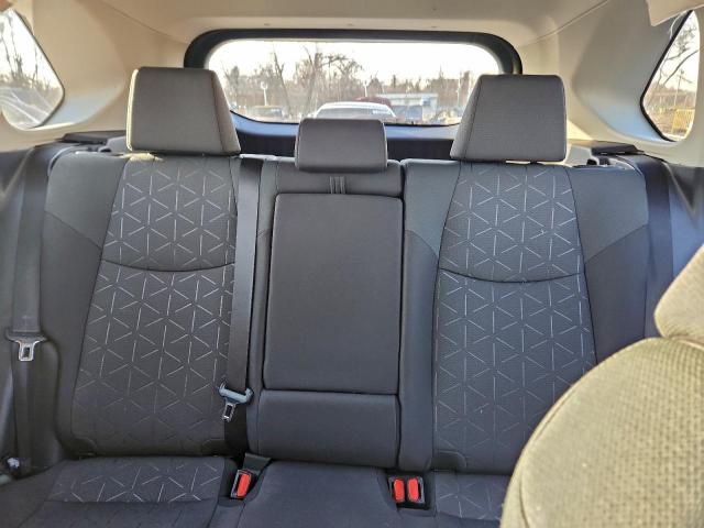 Toyota RAV4 Xle Image 6