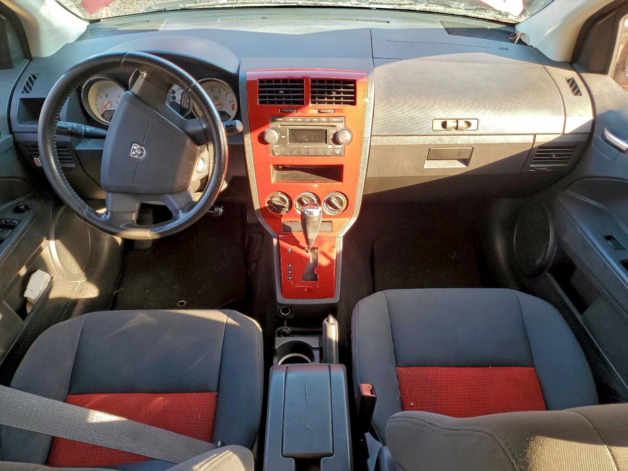 Dodge Caliber Sxt Image 6