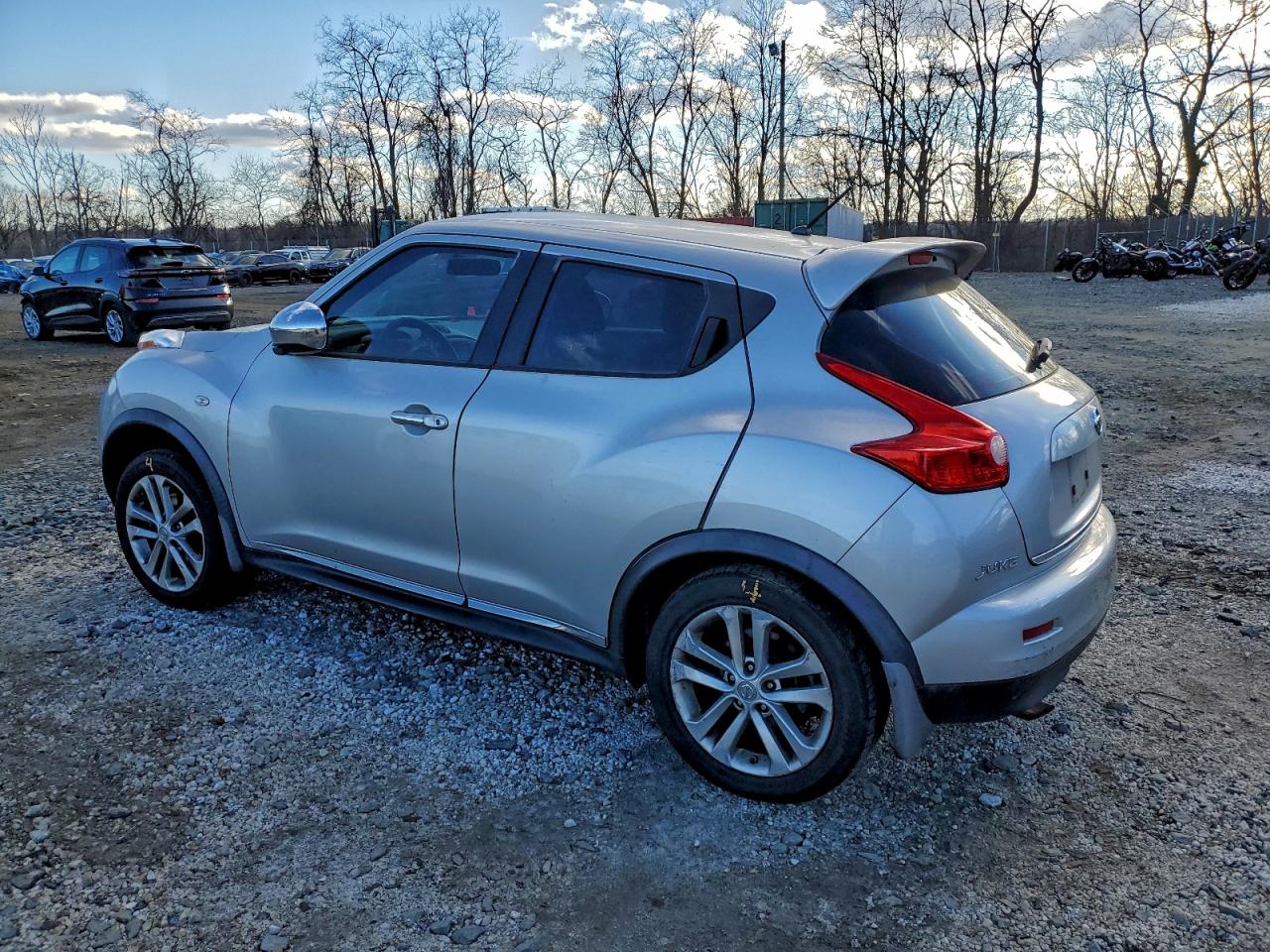 Nissan JUKE S Image 2