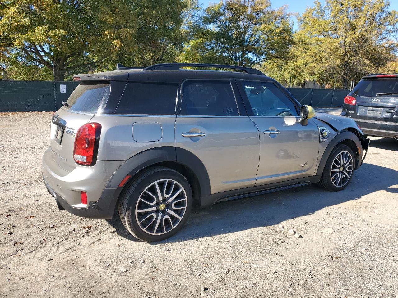 MINI Cooper S E Countryman All4 Image 12