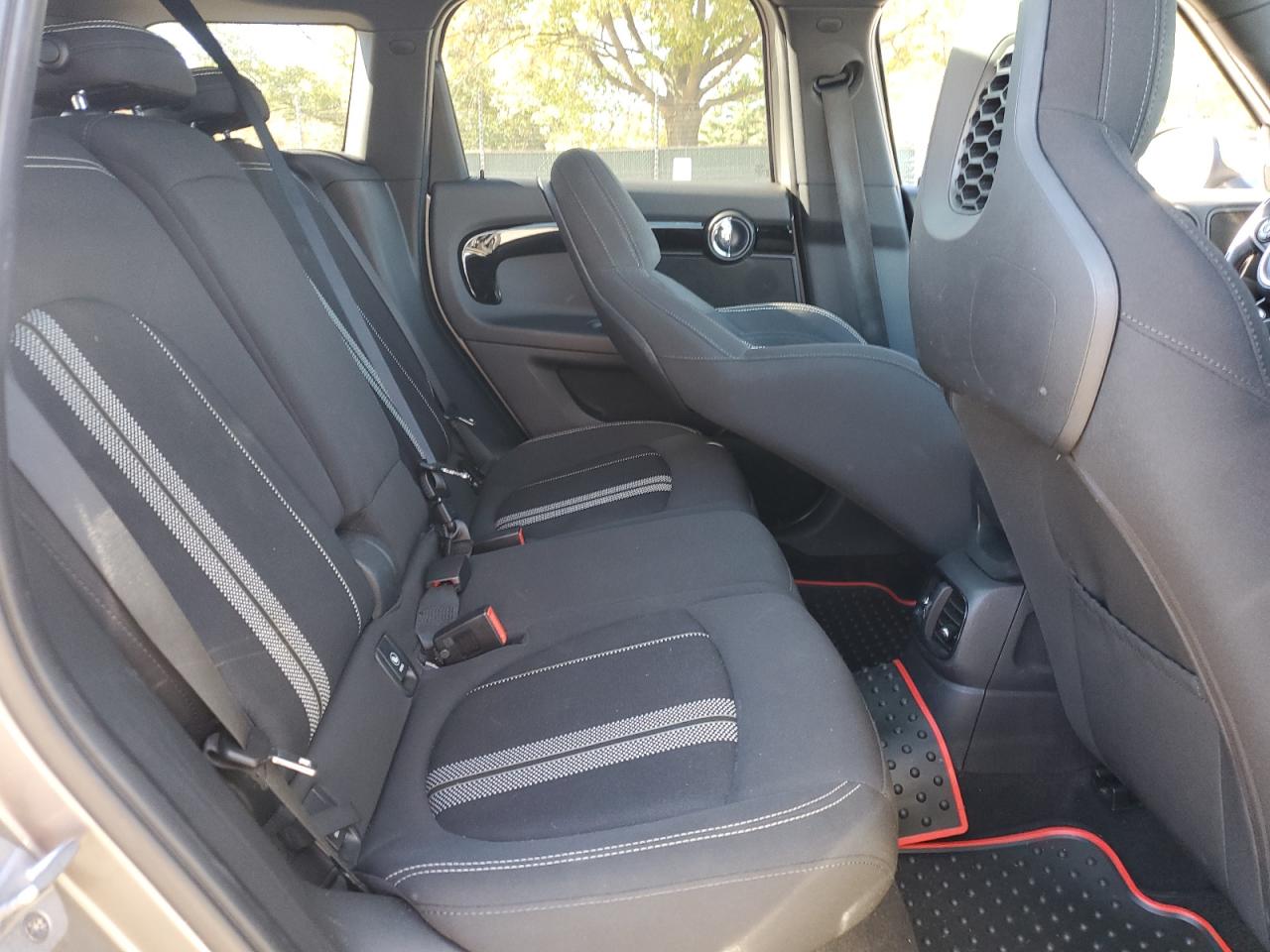 MINI Cooper S E Countryman All4 Image 10