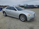 Chrysler 300 Limited Image 8