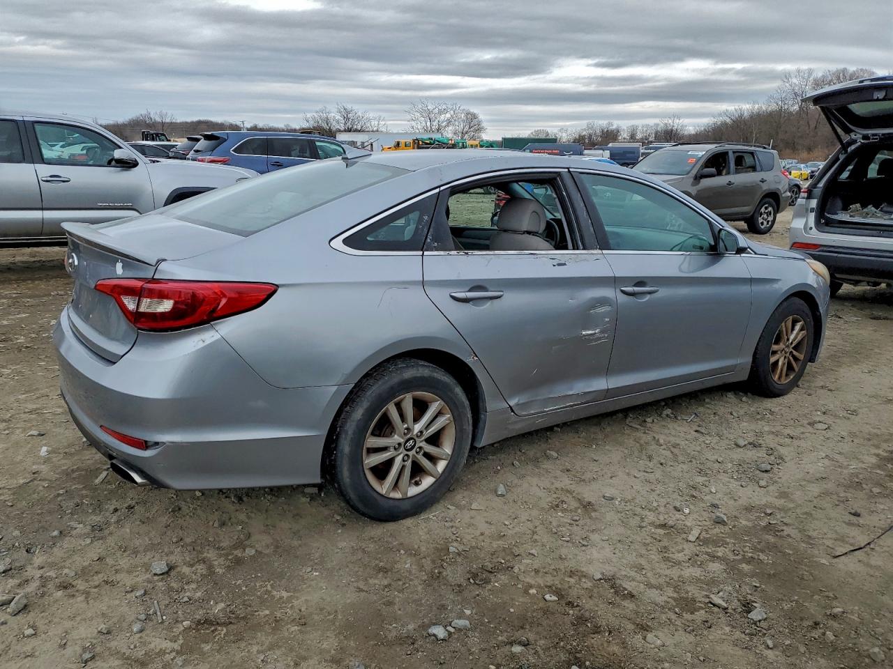 Hyundai SONATA Se Image 2