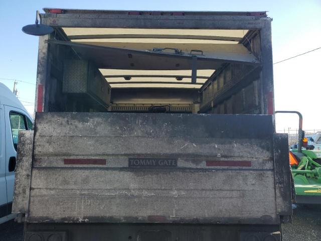 Chevrolet Express Image 8