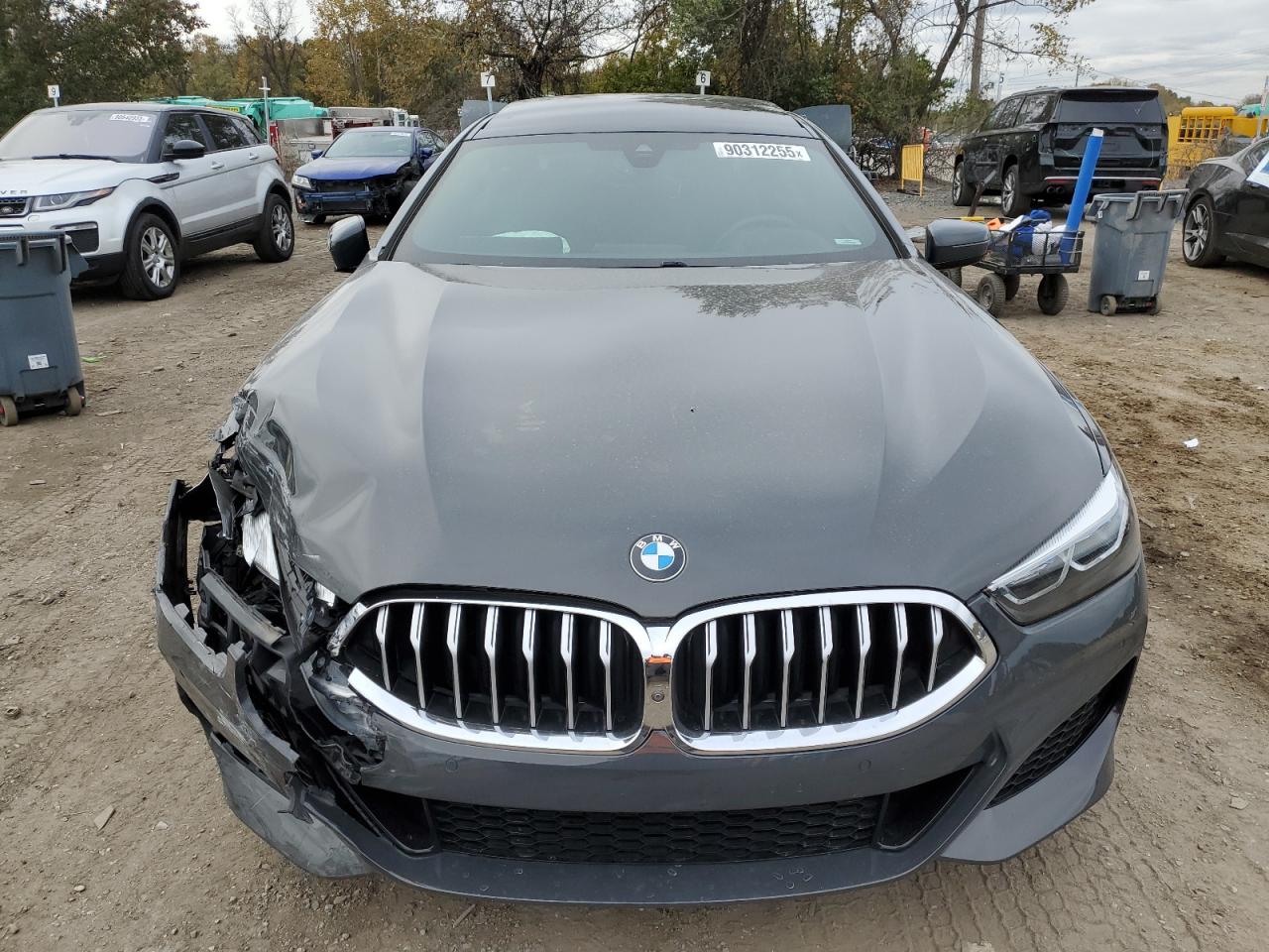 BMW 8 Series Image 2