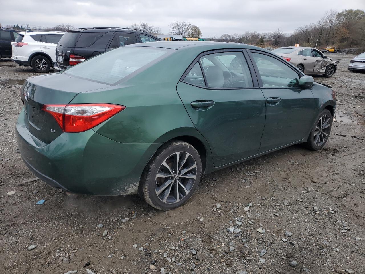 Toyota Corolla L Image 10