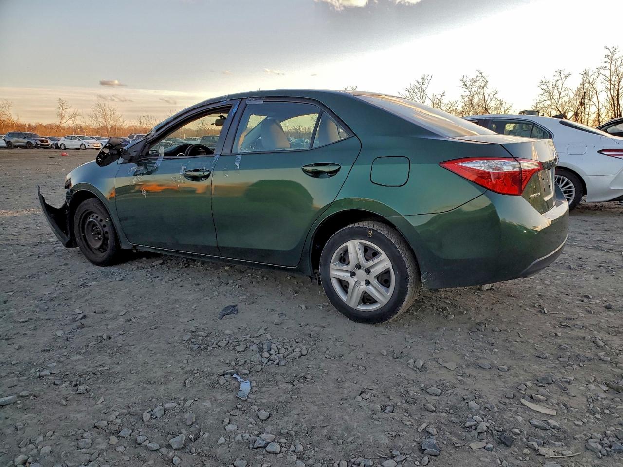 Toyota Corolla L Image 5