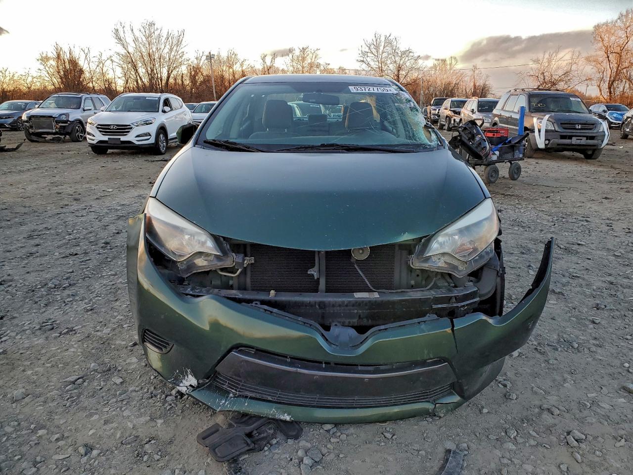 Toyota Corolla L Image 3