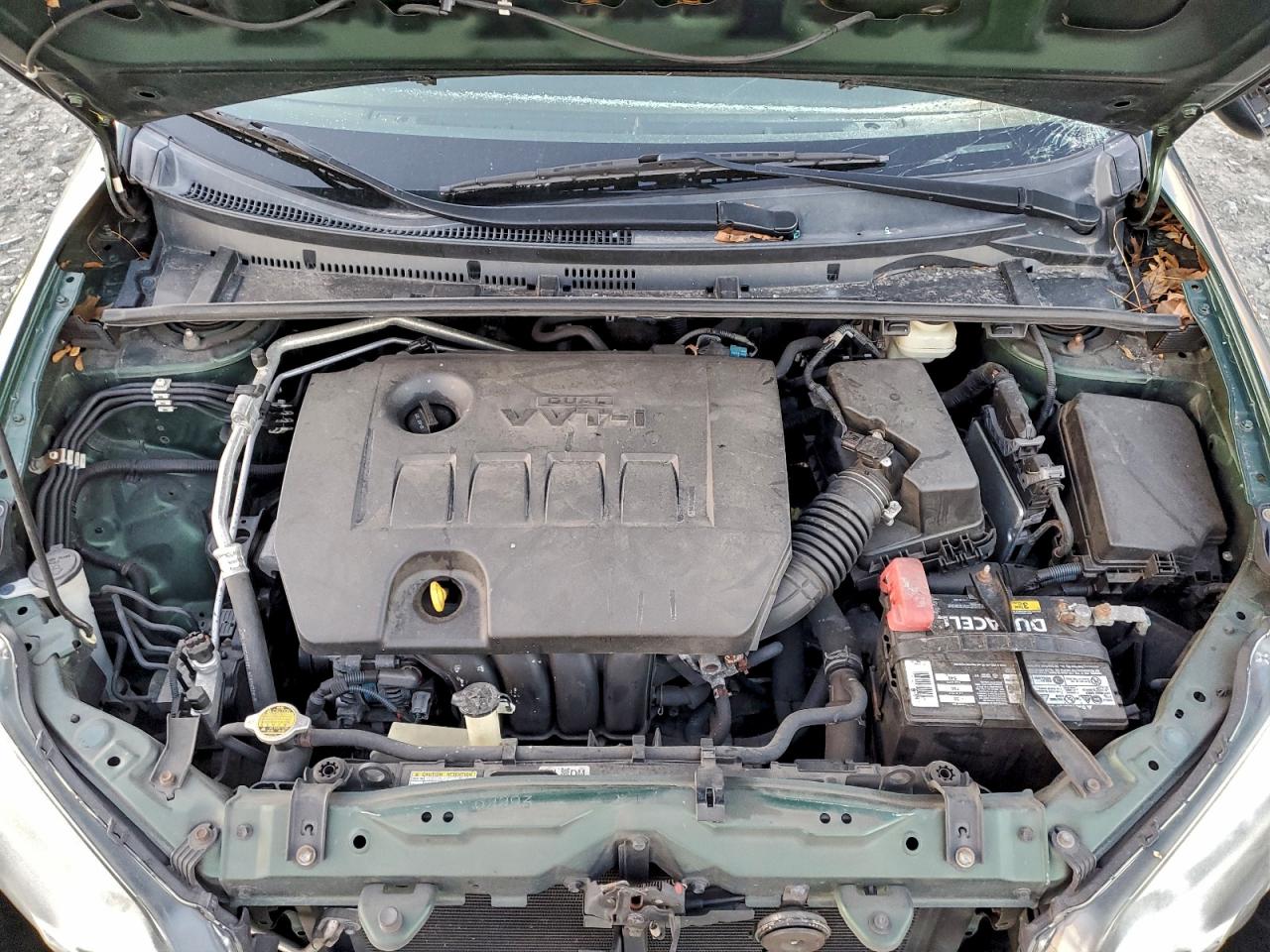 Toyota Corolla L Image 2