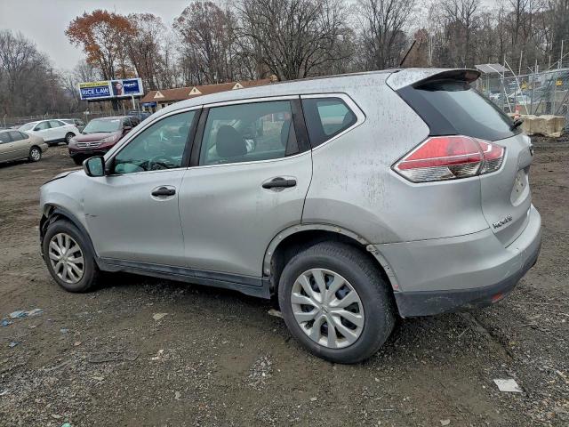 Nissan Rogue S Image 10