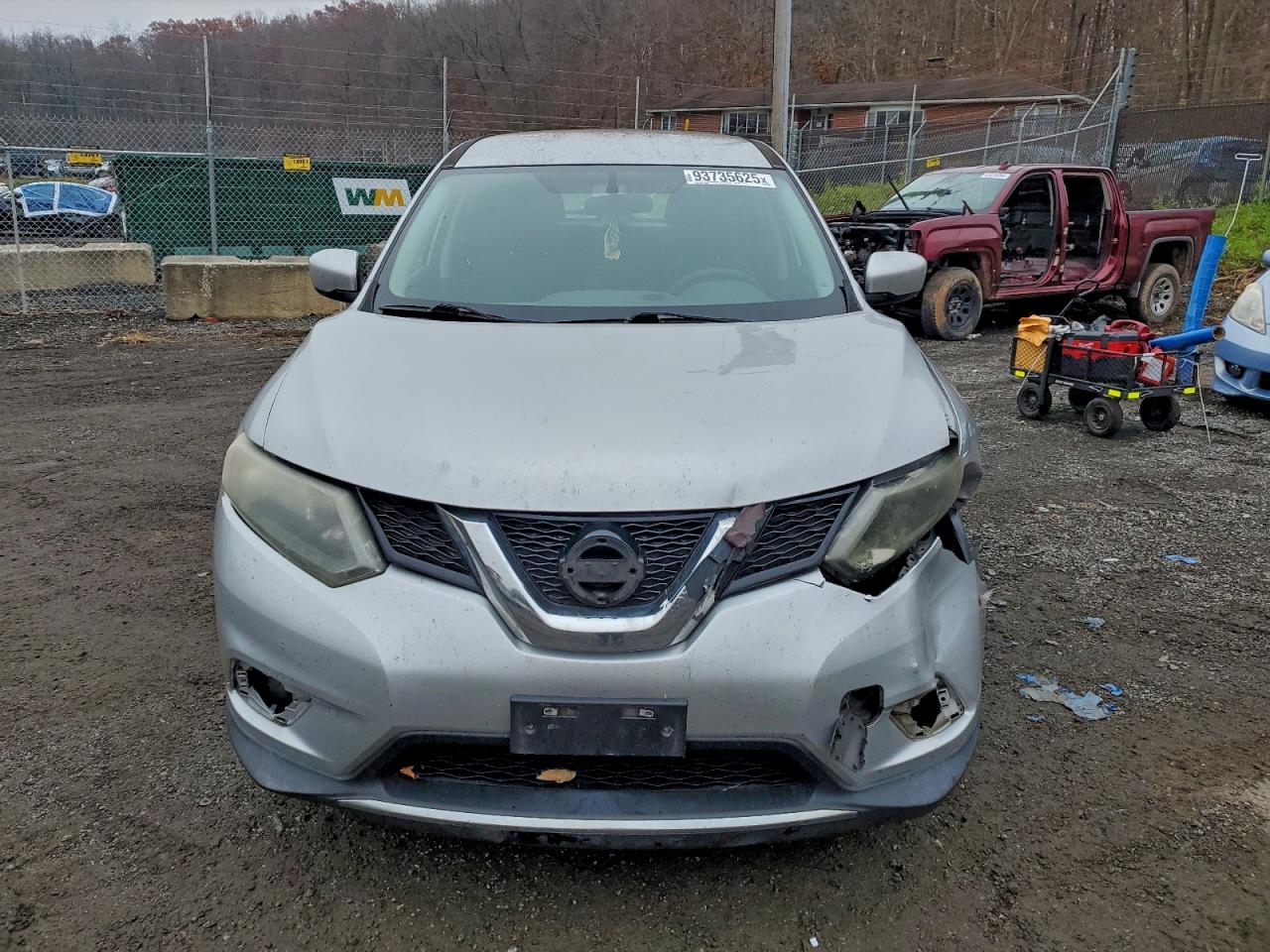 Nissan Rogue S Image 11