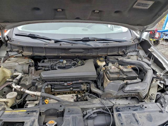 Nissan Rogue S Image 7