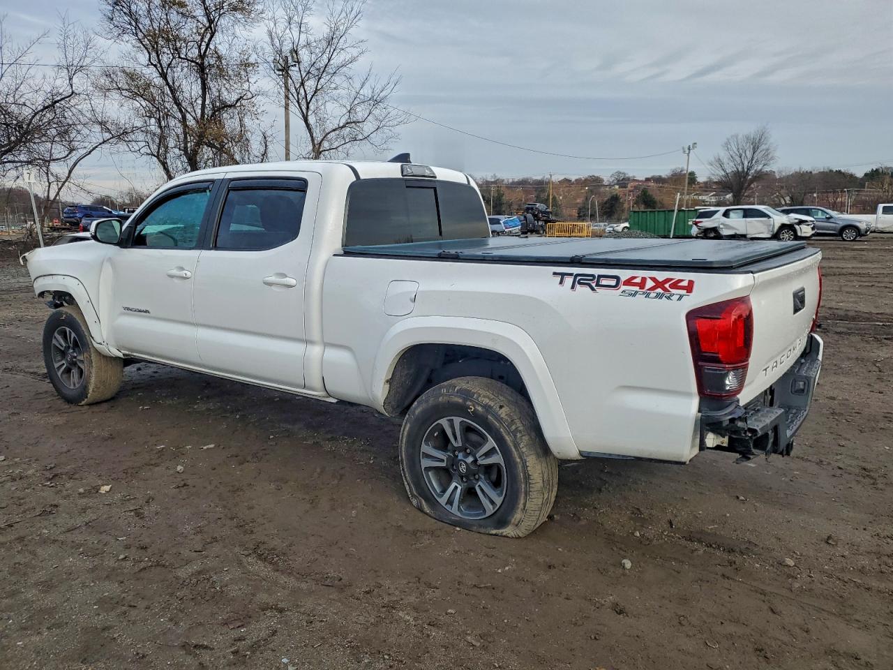 Toyota Tacoma Double Cab Image 5