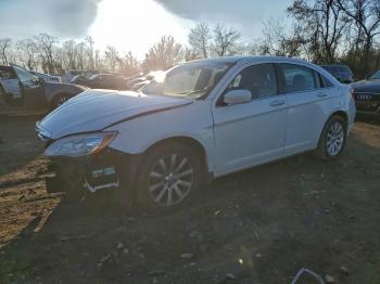  Salvage Chrysler 200