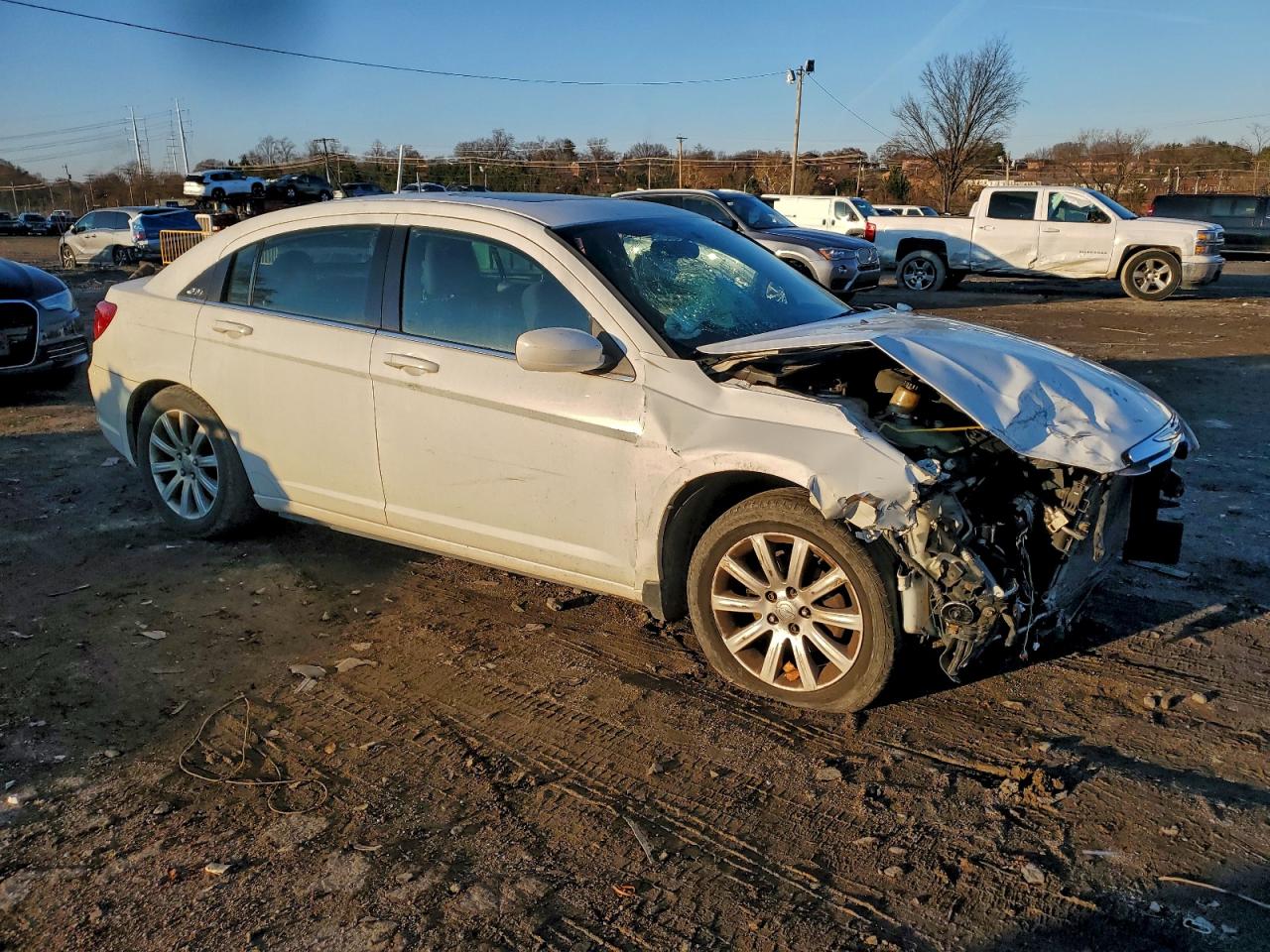 Chrysler 200 Touring Image 12