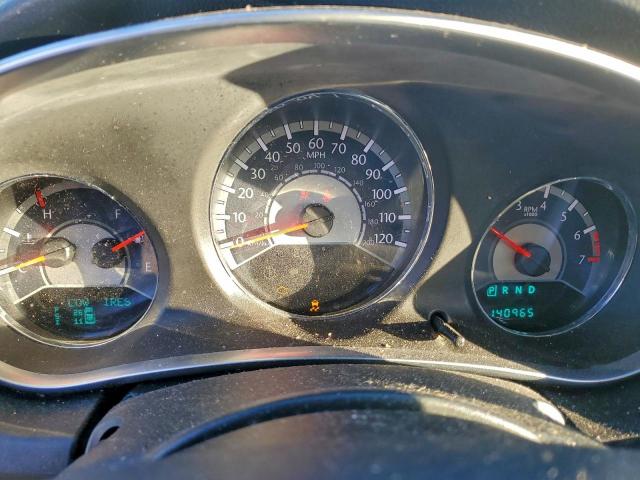 Chrysler 200 Touring Image 2