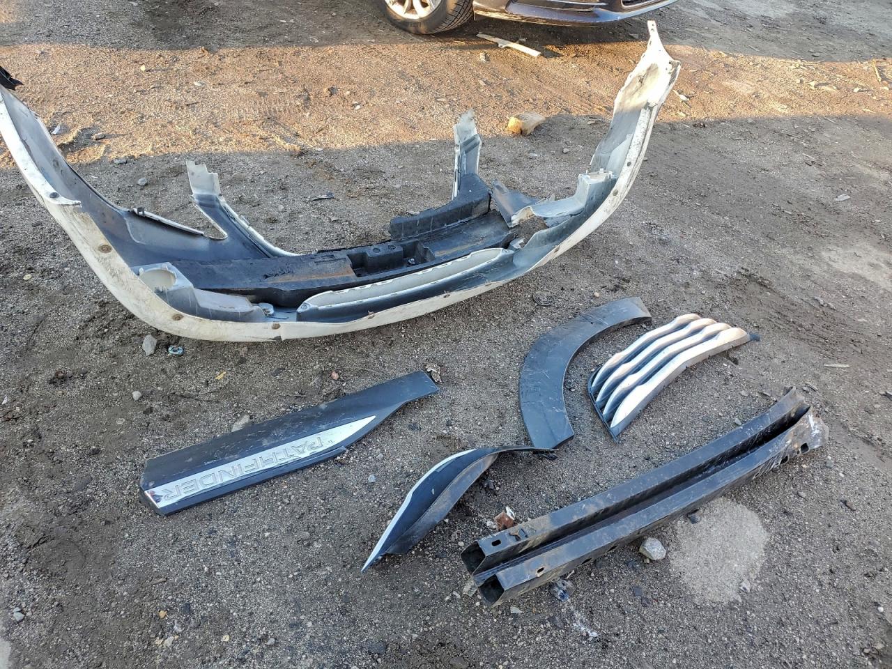 Chrysler 200 Touring Image 4