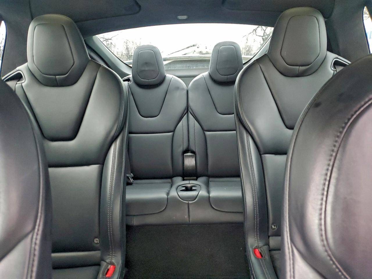 Tesla Model X Image 13