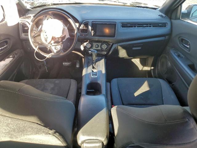 Honda HR-V Sport Image 11