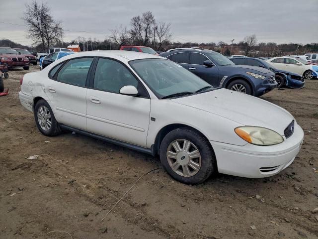 Ford Taurus Sel Image 10