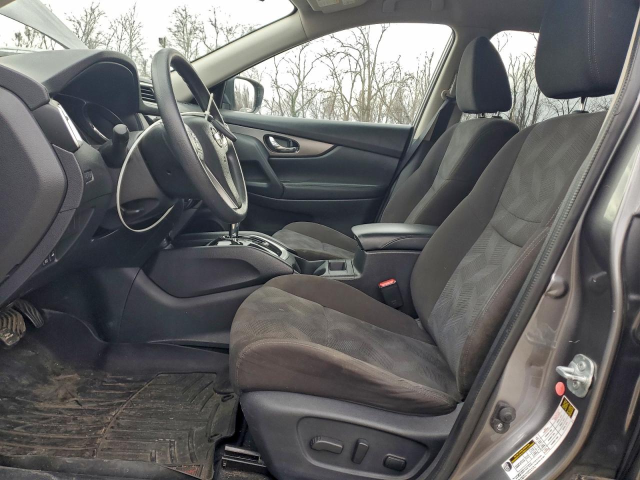 Nissan Rogue S Image 13