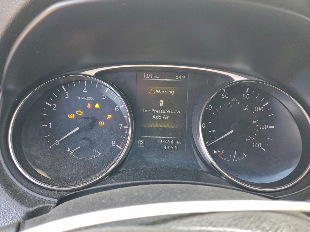 Nissan Rogue S Image 7