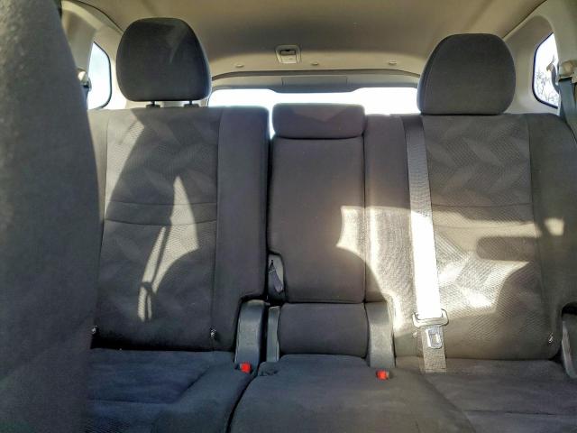 Nissan Rogue S Image 8