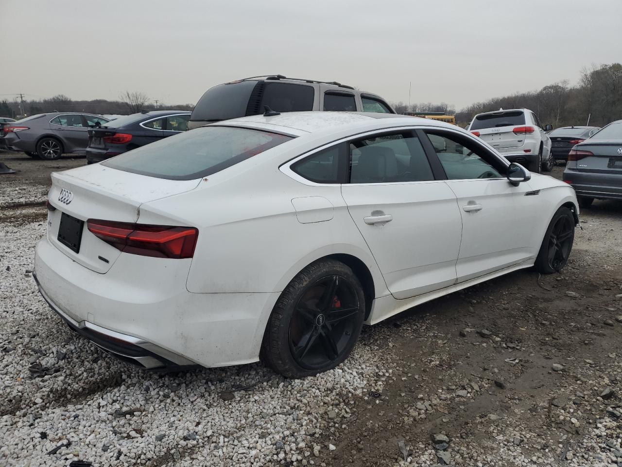 Audi A5 Premium 45 Image 12