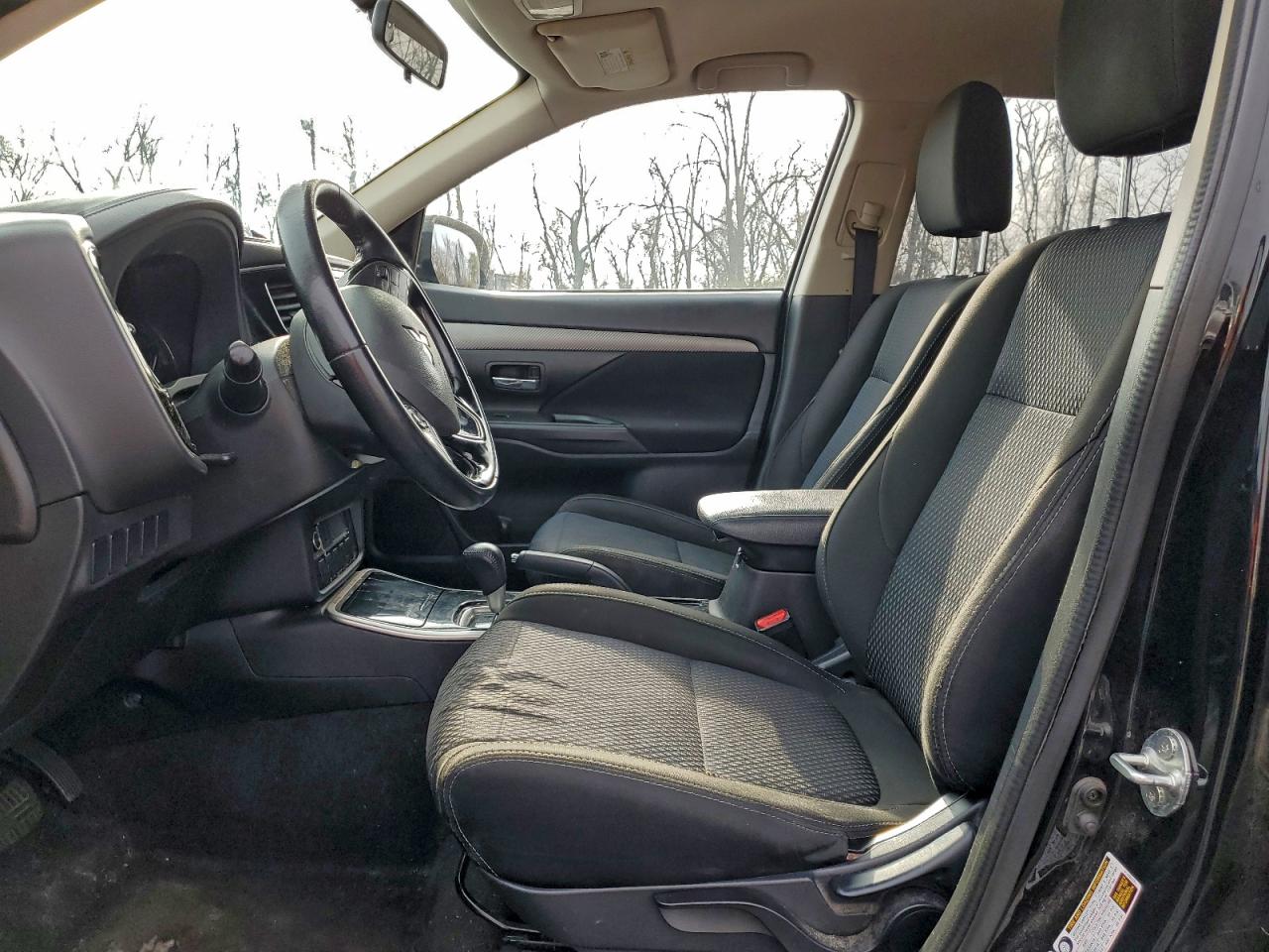 Mitsubishi Outlander Es Image 3