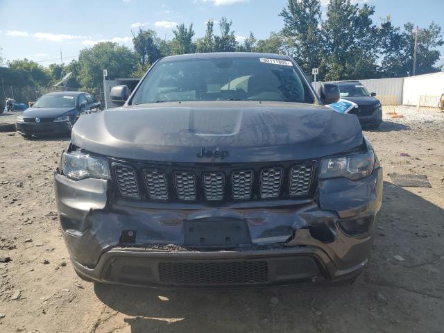 Jeep Grand Cherokee Laredo Image 4